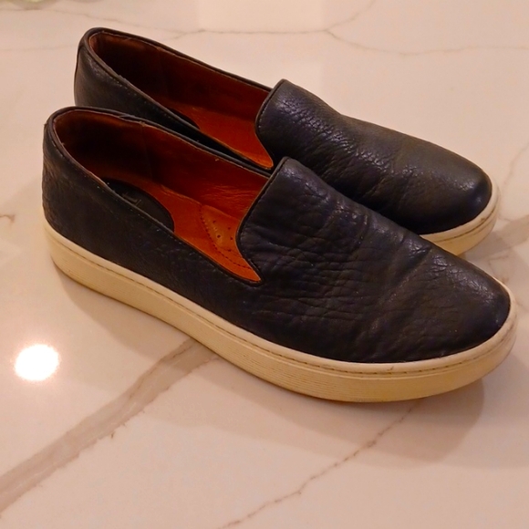 Sofft Women's Black Leather Casual Slip-On Loafer Flat Shoes size 7 - Picture 1 of 15